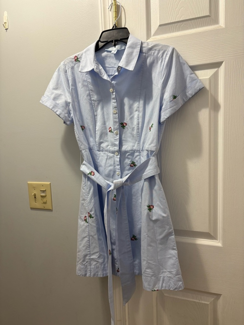 Hill House Oxford Blue Laura Dress with Embroidered Flowers Size Small